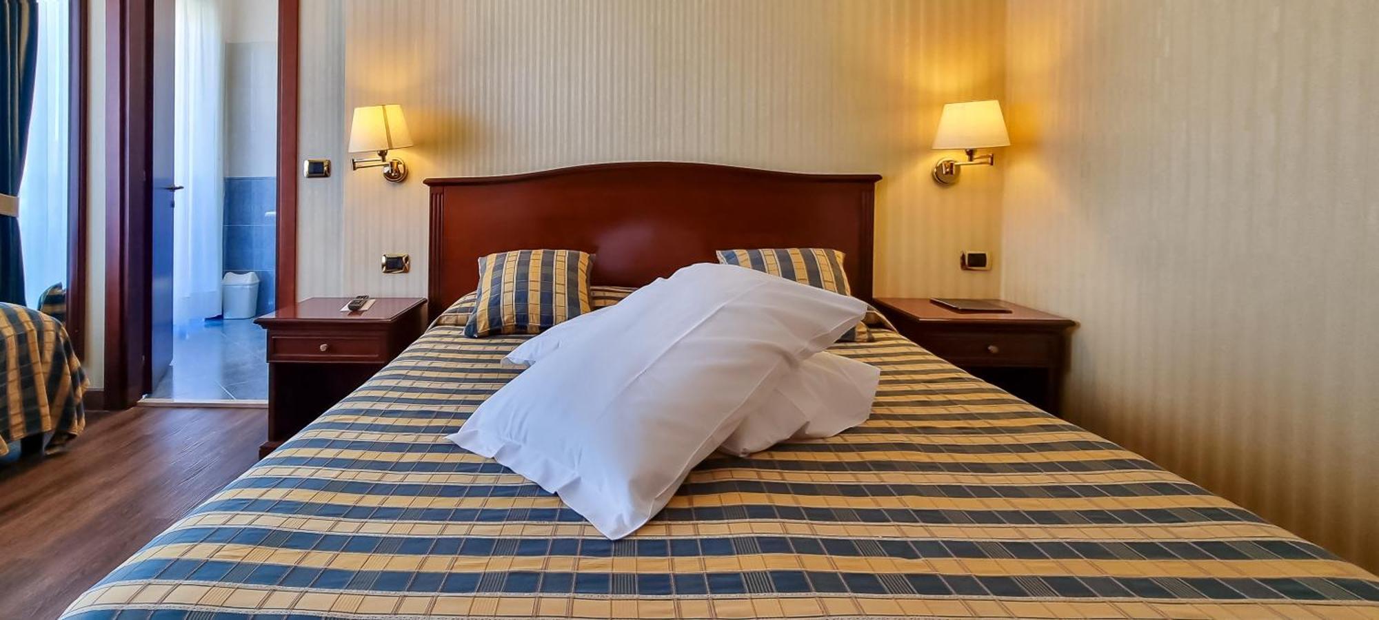 Hotel Benaco Garda ***s Garda (Verona)