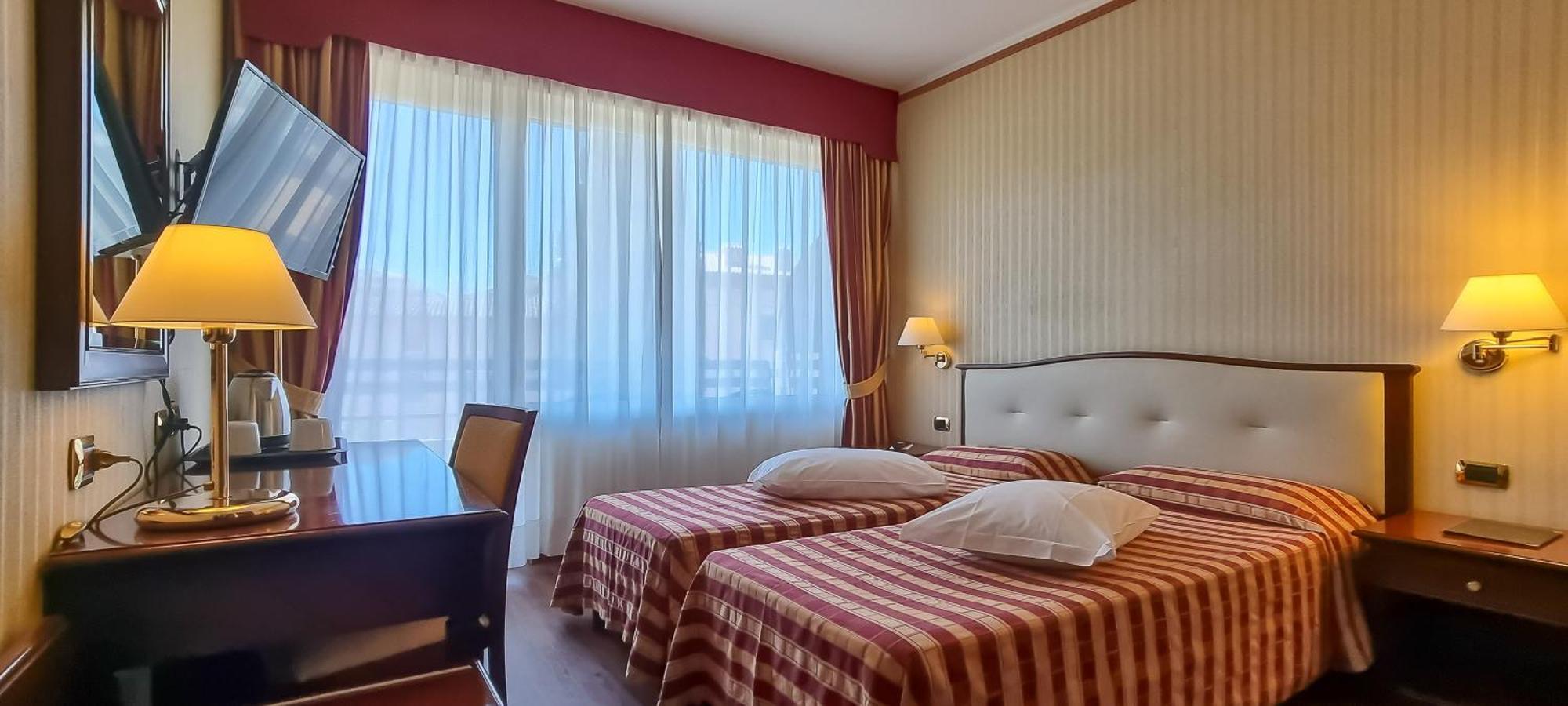 Benaco Garda ***s Hotel 3*