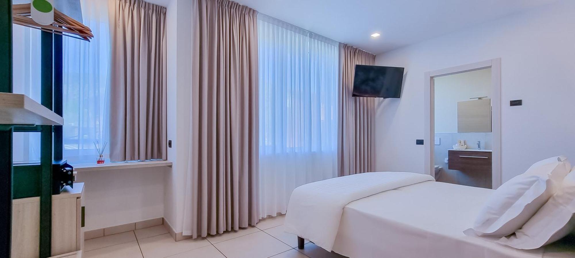 Hotel Benaco Garda ***s